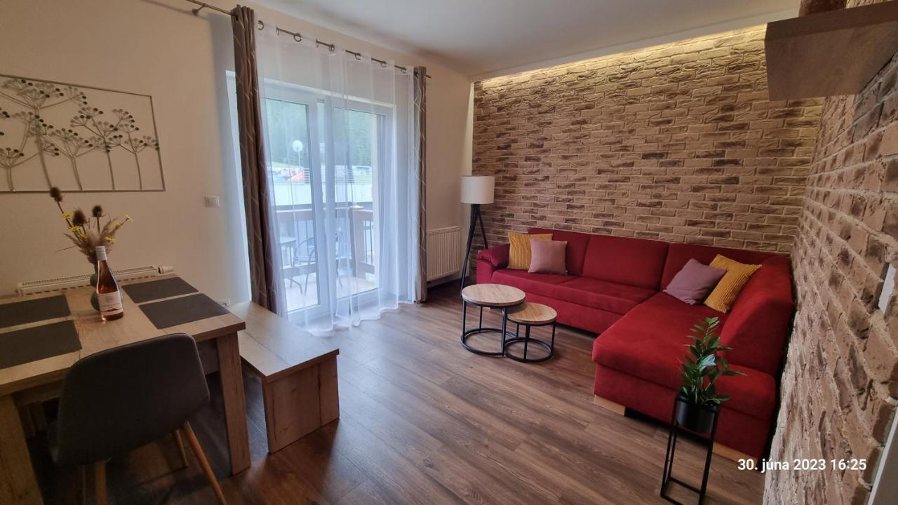 Apartmanovy Dom Lucky 188 ديمانوفْشكا دولِنا المظهر الخارجي الصورة