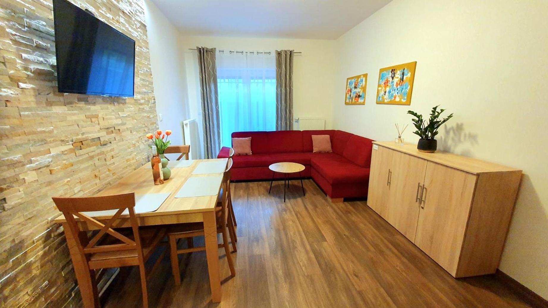 Apartmanovy Dom Lucky 188 ديمانوفْشكا دولِنا المظهر الخارجي الصورة
